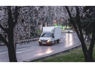 Як вибрати вантажні шини для фургона
